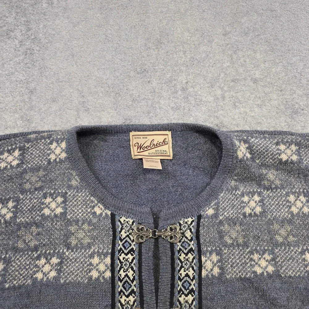 Vintage Woolrich Sweater Womens Medium Blue Wool Fair Isle Nordic Cardigan Clasp